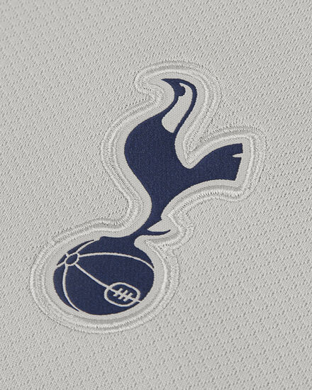 Spurs Nike Youth Size XSmall - Large Grey Training T-Shirt 2025/26