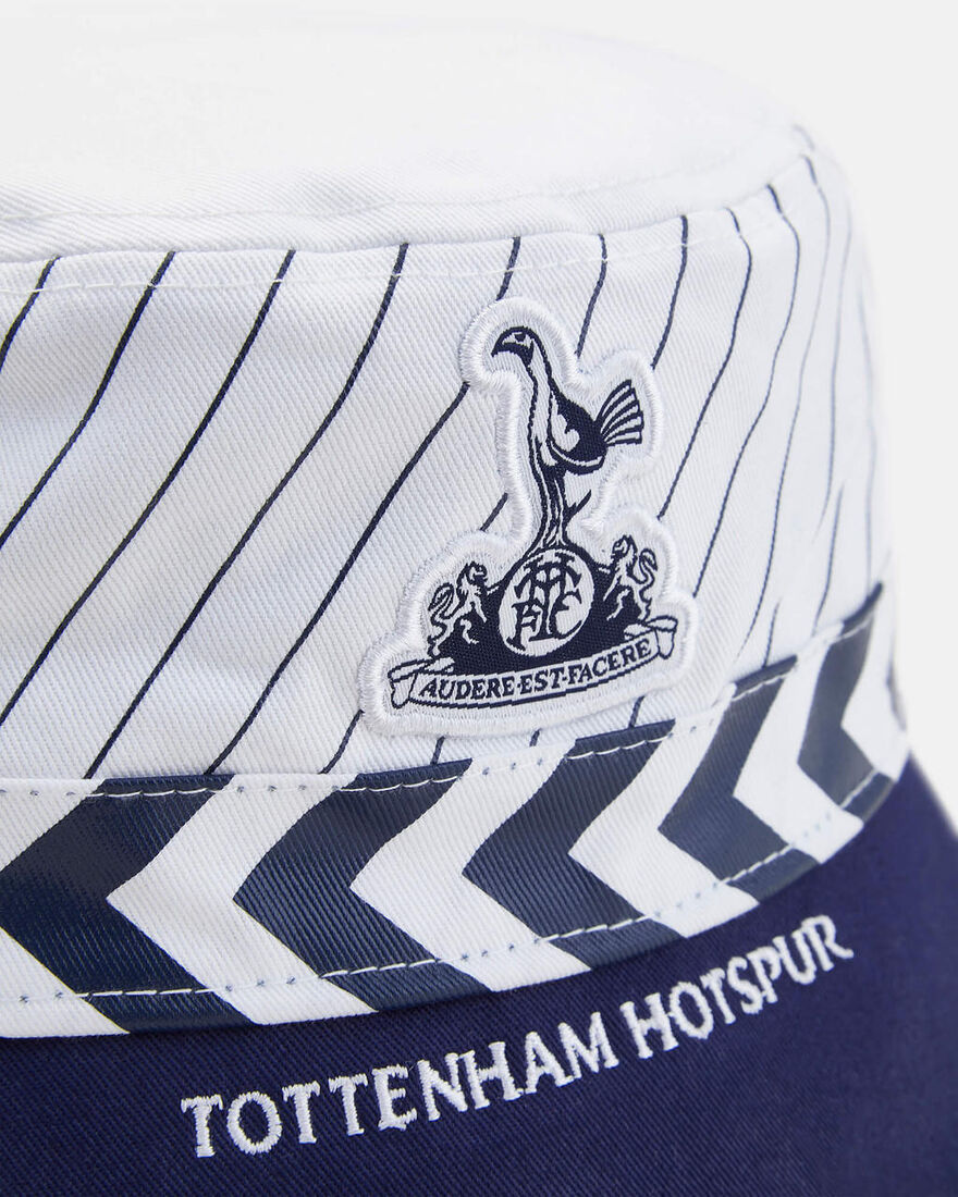 Spurs Retro Crest Home Bucket Hat