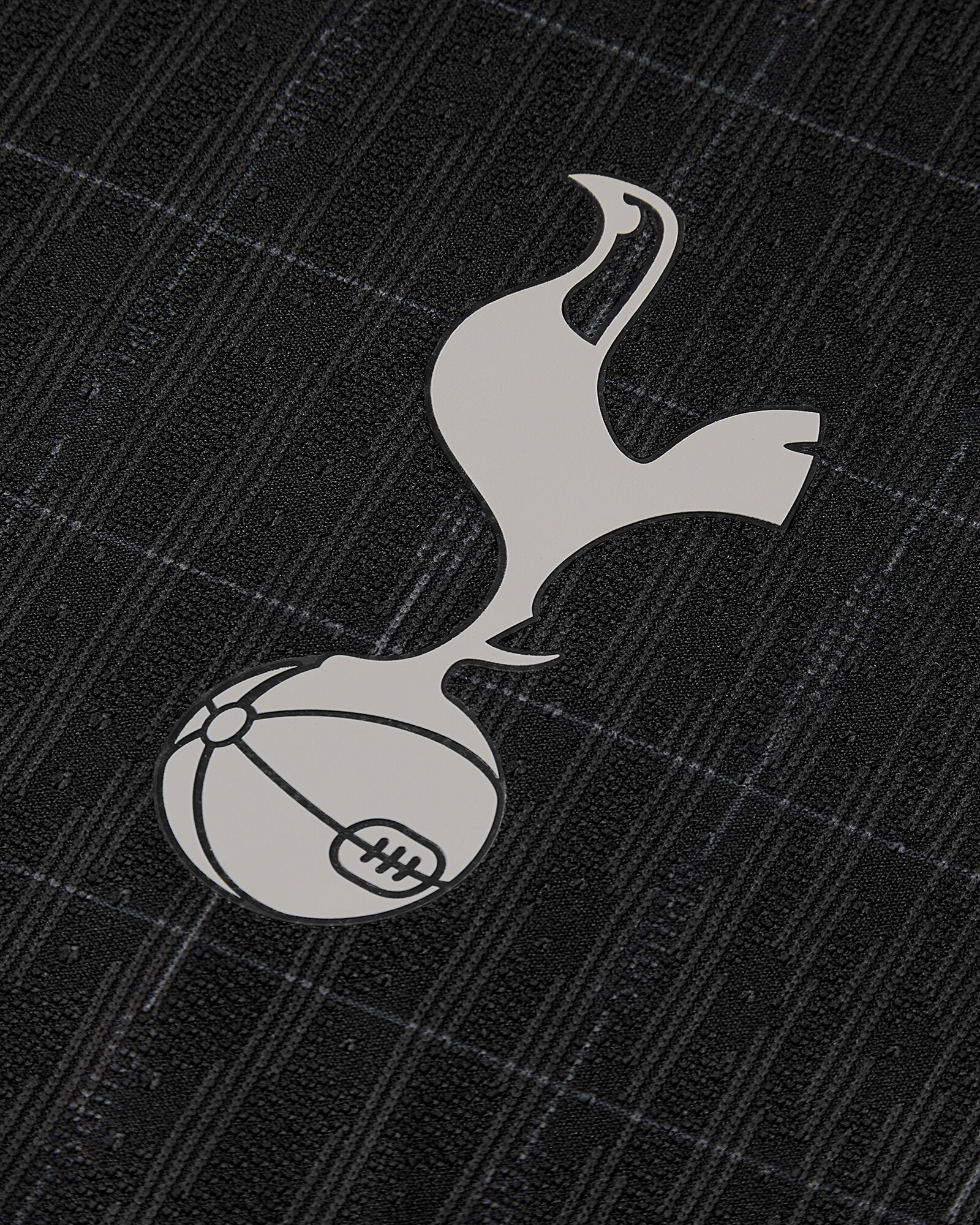 37 Micky van de Ven I Official Spurs Store