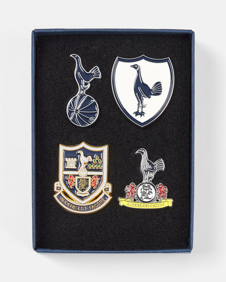 Spurs Retro Crest Boxed Pin Badge Set