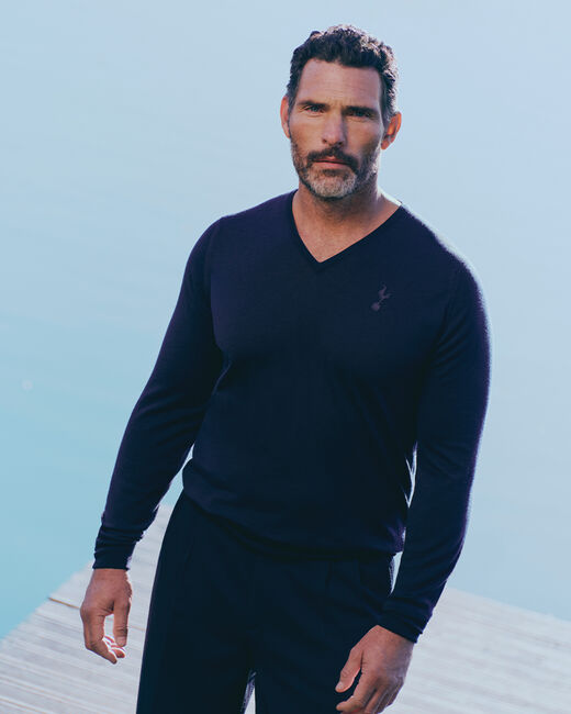 Spurs X John Smedley Mens Navy V Neck Jumper