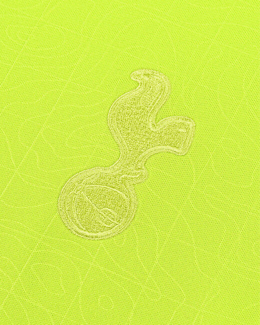 Spurs Nike Youth Size XSmall-Large Yellow Warm Up T-Shirt