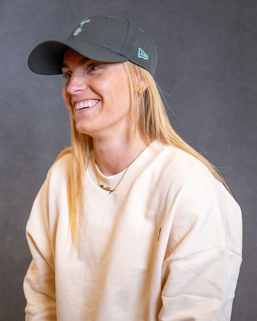 Spurs New Era Charcoal 9FORTY Cap