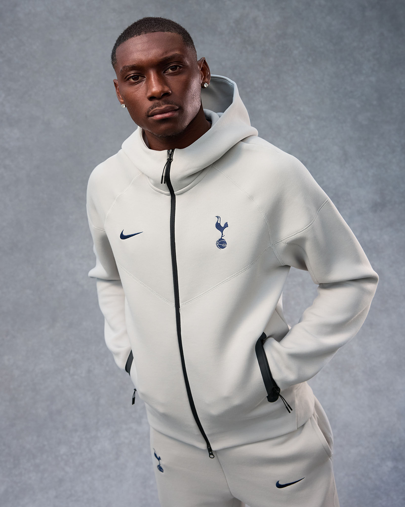 Spurs Nike Mens Grey Tech Fleece Hoodie 2025/26 I Spurs