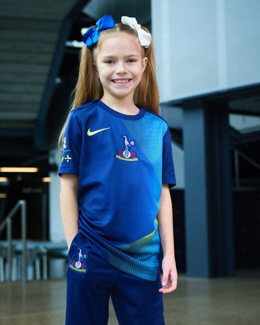 Spurs Nike Youth Size XSmall - Large Blue Third Warm Up T-Shirt 2025/26