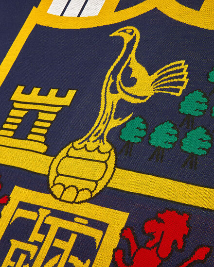 Spurs Retro Crest Knitted Blanket