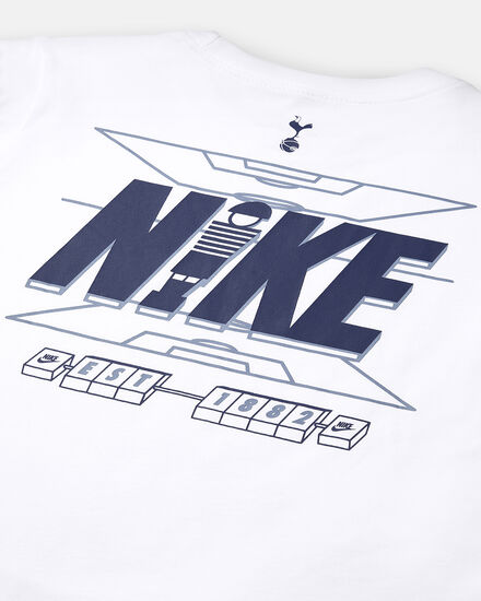 Spurs Nike Youth Size XL White Play T-Shirt 2025/26