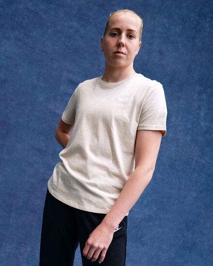 Spurs Nike Womens Sand Club T-Shirt